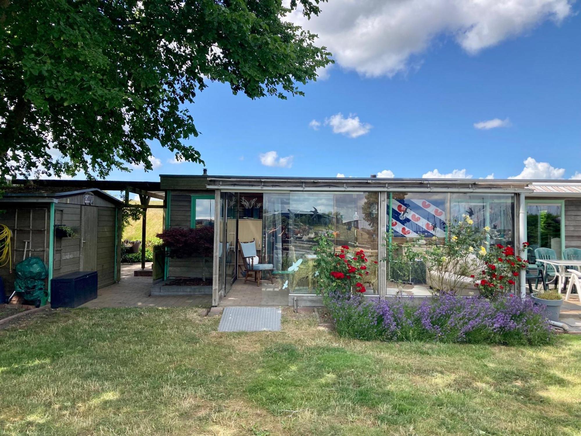 4 Pers Holiday Home Hilla With Winter Garden In Front Of The Dike Directly On The Lauwersmeer Anjum エクステリア 写真