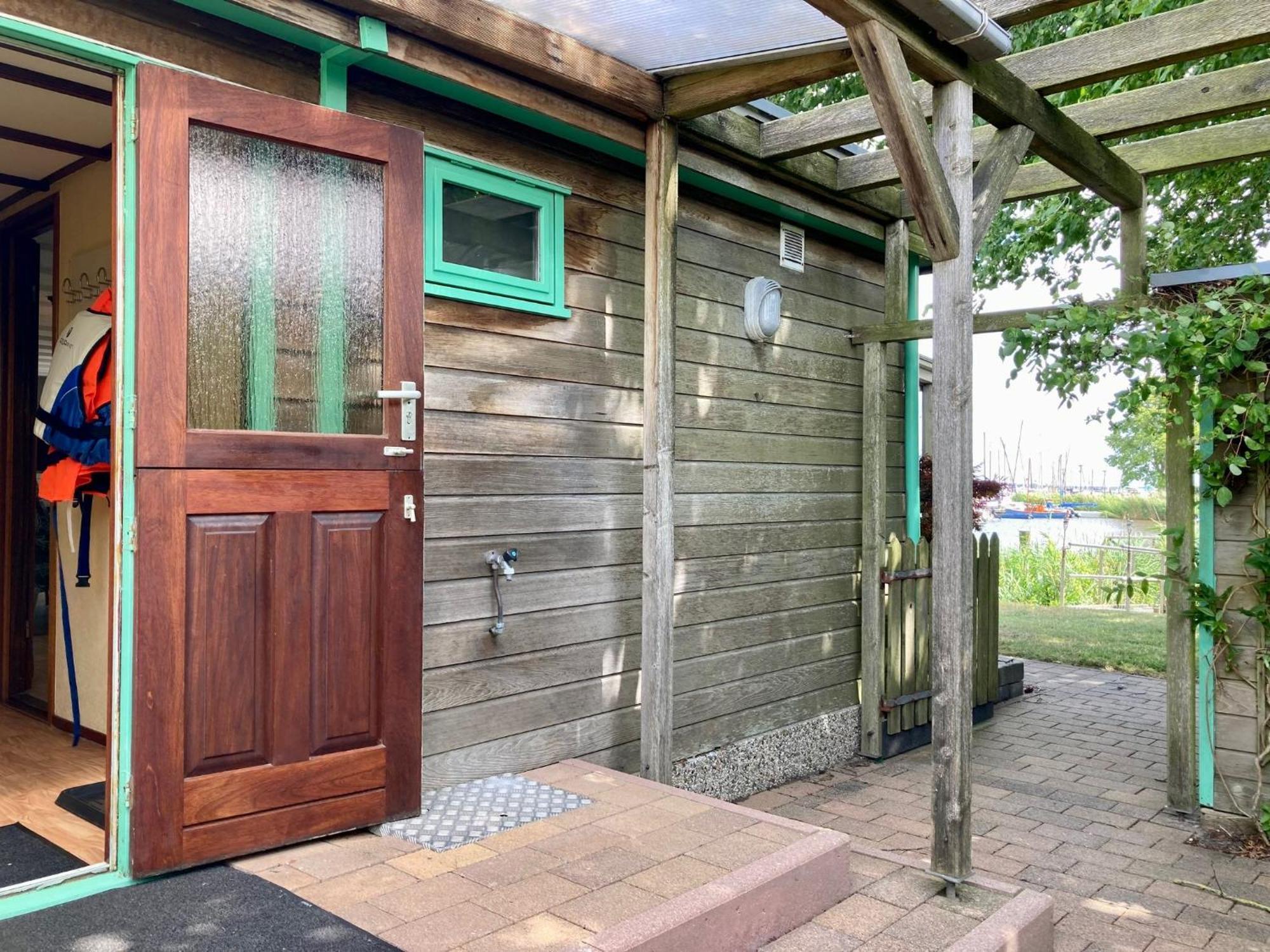 4 Pers Holiday Home Hilla With Winter Garden In Front Of The Dike Directly On The Lauwersmeer Anjum エクステリア 写真